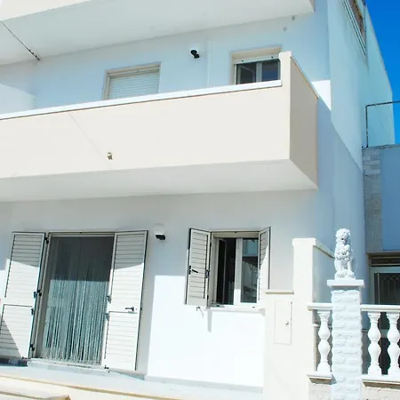 Casa Vacanza Lolli * Torre San Giovanni